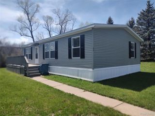 66 Grey Fox Court, Grand Blanc Charter Township, MI 48439