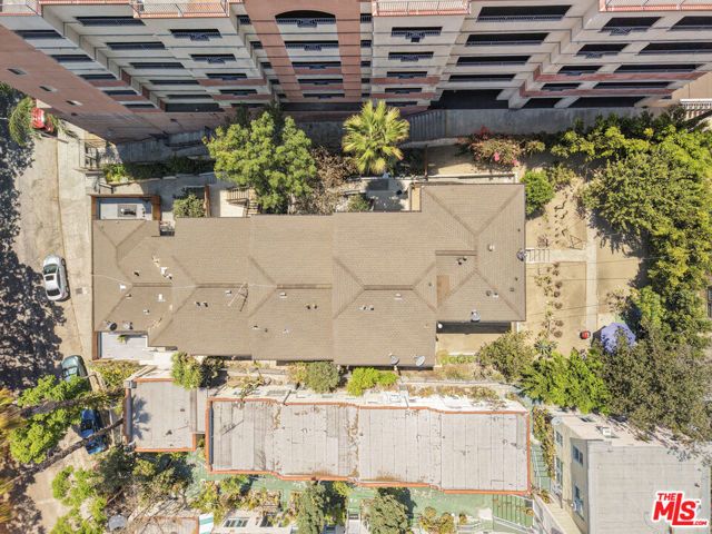 415 Loma Drive, Los Angeles, CA 90017