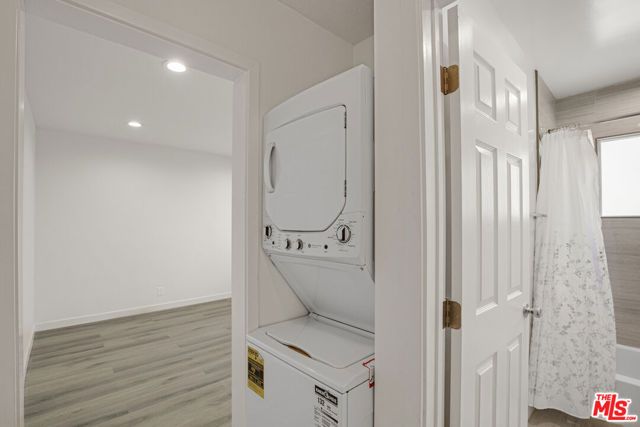 415 Loma Drive, Los Angeles, CA 90017