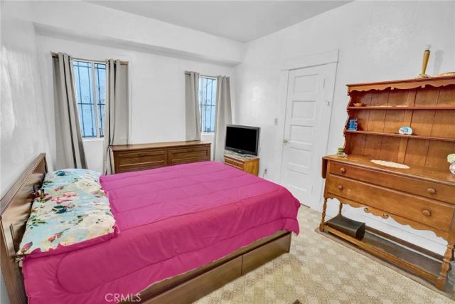 1417 S Norton Avenue, Los Angeles, CA 90019