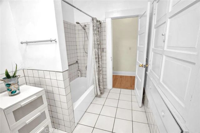 1417 S Norton Avenue, Los Angeles, CA 90019