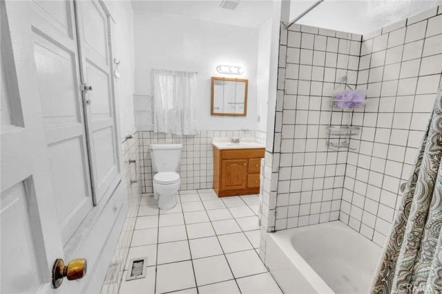 1417 S Norton Avenue, Los Angeles, CA 90019