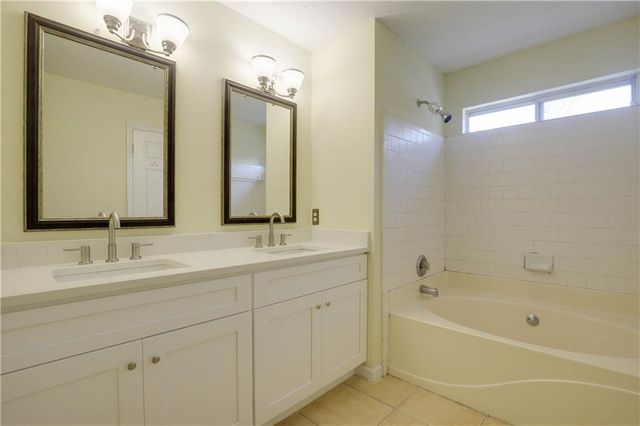 4033 Oak Glenn Drive, Duluth, GA 30096