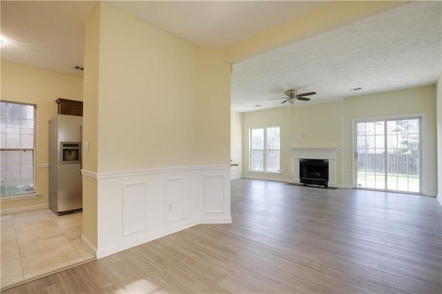 4033 Oak Glenn Drive, Duluth, GA 30096