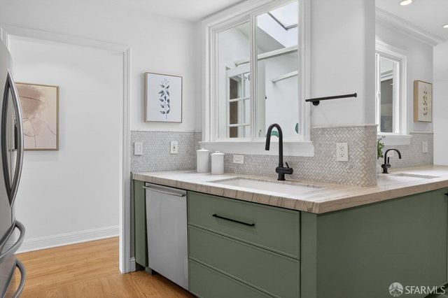 2214 34th Avenue, San Francisco, CA 94116
