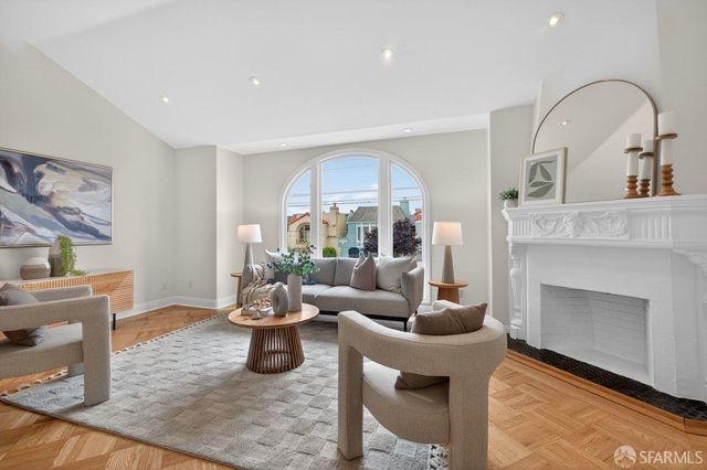 2214 34th Avenue, San Francisco, CA 94116