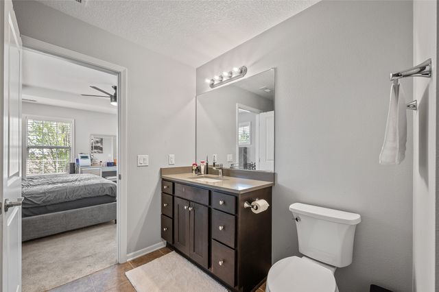 10104 Agate Lane, Johnston, IA 50131