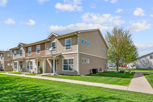 10104 Agate Lane, Johnston, IA 50131