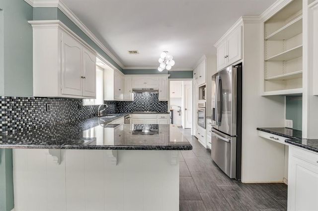 2924 Cornwall Place, Oklahoma City, OK 73120