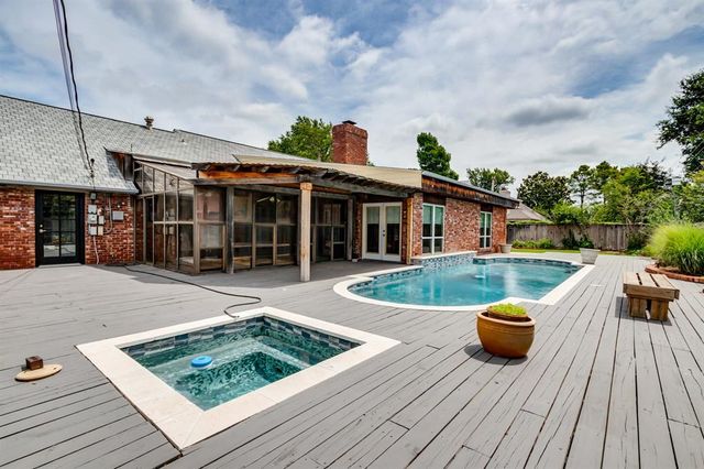 2924 Cornwall Place, Oklahoma City, OK 73120