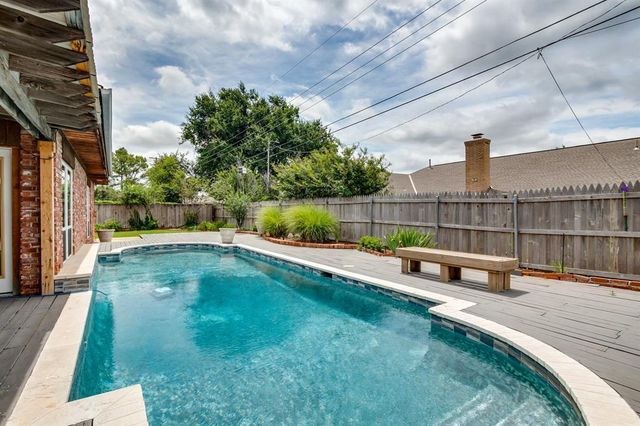 2924 Cornwall Place, Oklahoma City, OK 73120