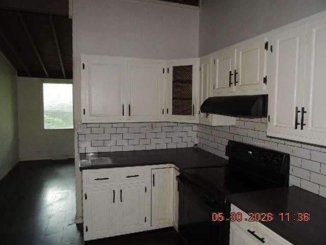 2423 S Claremont Avenue, Independence, MO 64052
