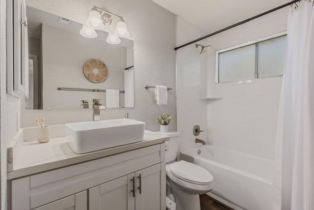 11092 Gingerwood Way, Rancho Cordova, CA 95670