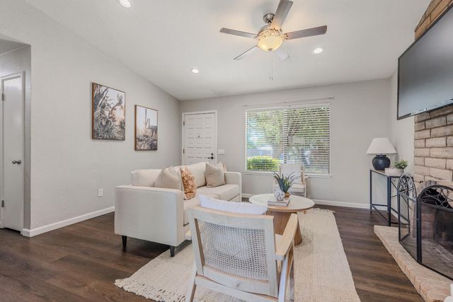 11092 Gingerwood Way, Rancho Cordova, CA 95670