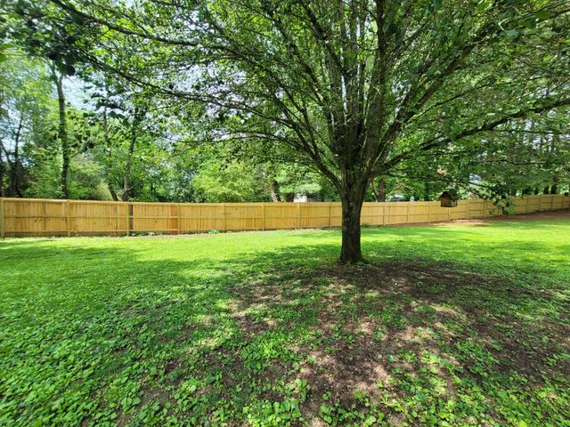 165 Tanglewood Trl, Estill Springs, TN 37330