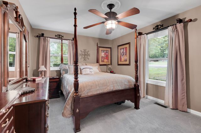 165 Tanglewood Trl, Estill Springs, TN 37330