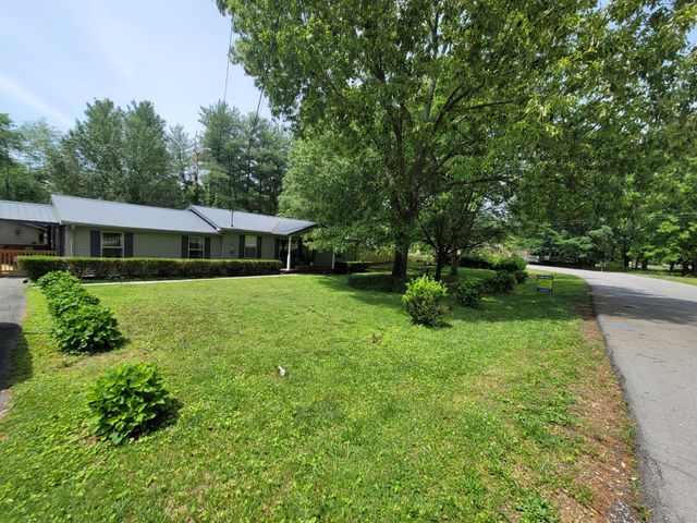 165 Tanglewood Trl, Estill Springs, TN 37330