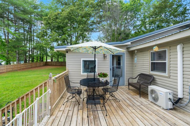 165 Tanglewood Trl, Estill Springs, TN 37330