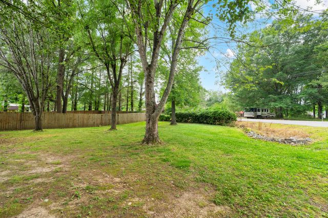 165 Tanglewood Trl, Estill Springs, TN 37330