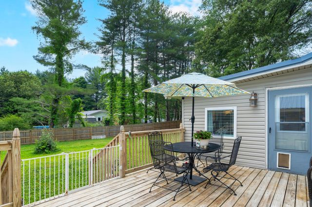 165 Tanglewood Trl, Estill Springs, TN 37330