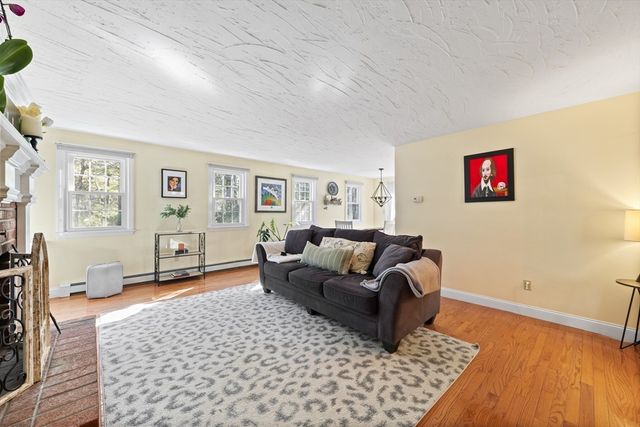 39 Megansett Dr 31H, Plymouth, MA 02360