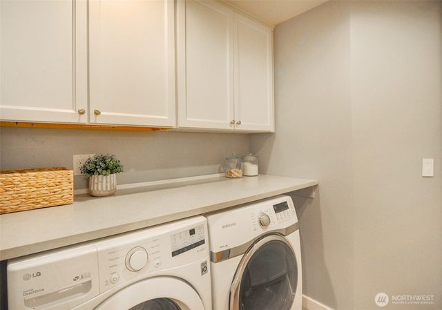 2308 NE 123rd Street, Seattle, WA 98125