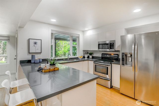 2308 NE 123rd Street, Seattle, WA 98125