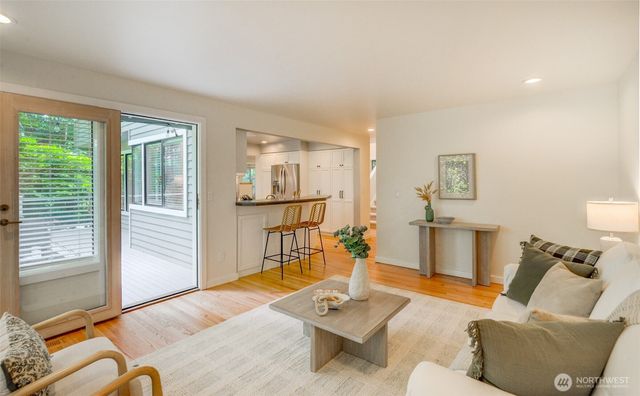 2308 NE 123rd Street, Seattle, WA 98125
