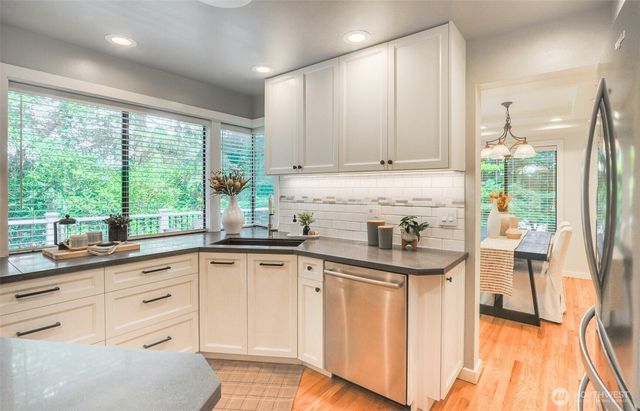 2308 NE 123rd Street, Seattle, WA 98125