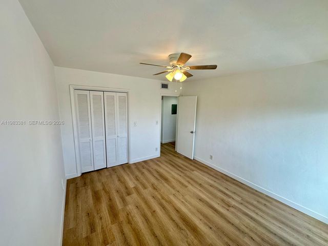 455 Golden Isles Dr 308, Hallandale Beach, FL 33009