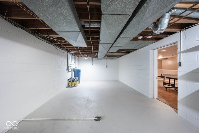 6320 Brixton, Indianapolis, IN 46220