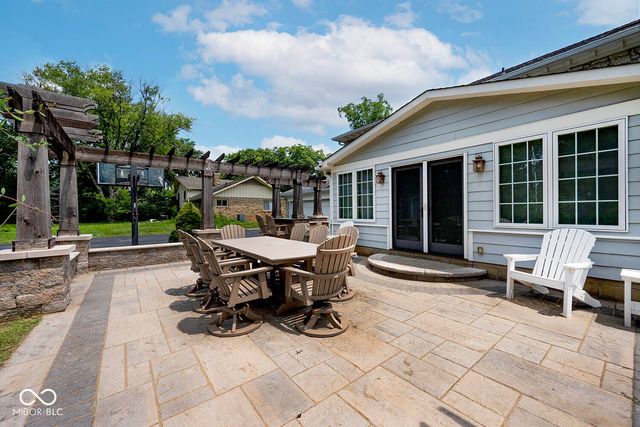 6320 Brixton, Indianapolis, IN 46220