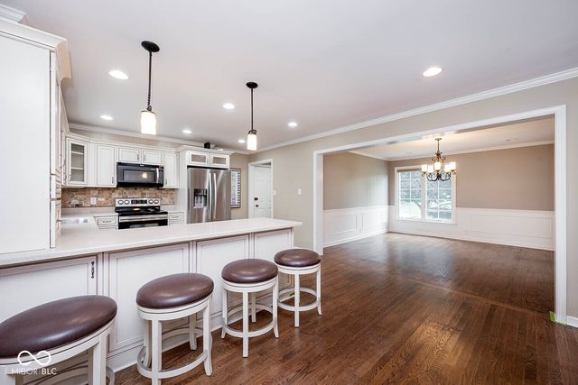 6320 Brixton, Indianapolis, IN 46220
