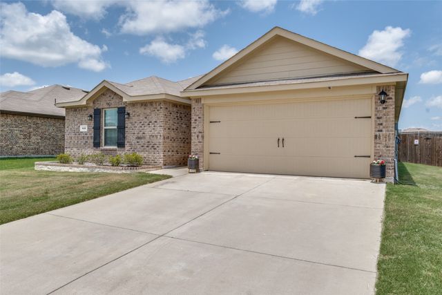 819 Twin Edge Drive, Royse City, TX 75189
