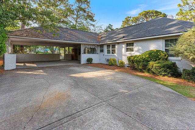 2328 Colgate Drive, Fayetteville, NC 28304