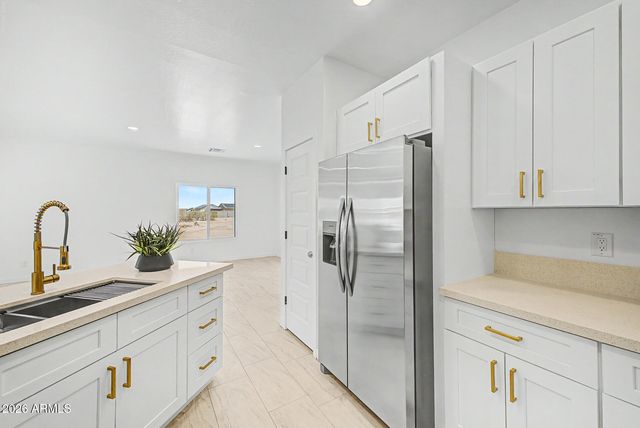 10094 W MISSION Drive, Arizona City, AZ 85123