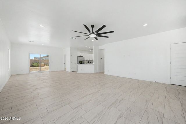 10094 W MISSION Drive, Arizona City, AZ 85123