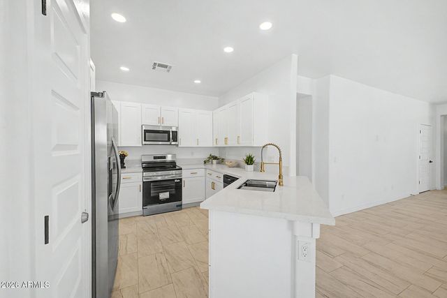 10094 W MISSION Drive, Arizona City, AZ 85123