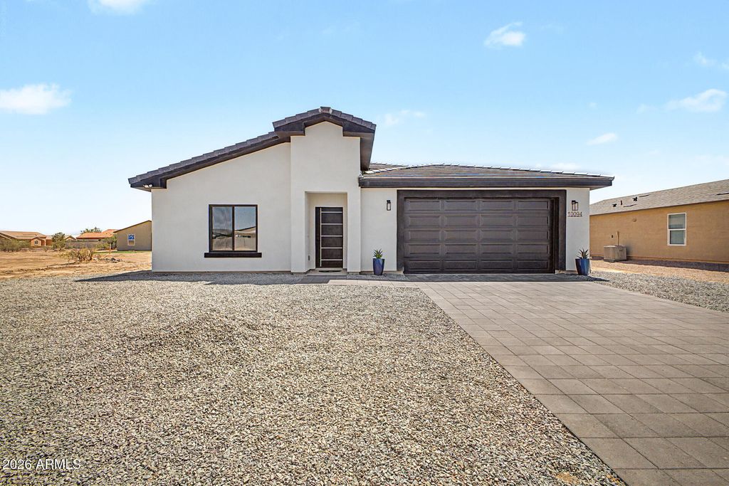 10094 W MISSION Drive, Arizona City, AZ 85123