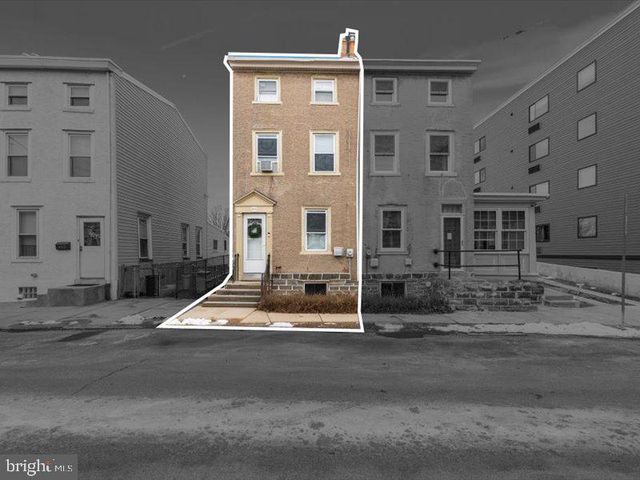 444 LEMONTE ST, Philadelphia, PA 19128