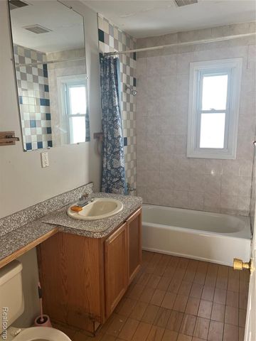 11668 Saint Aubin, Hamtramck, MI 48212