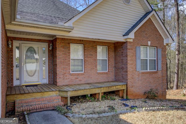 160 Vinnys Way, Covington, GA 30014