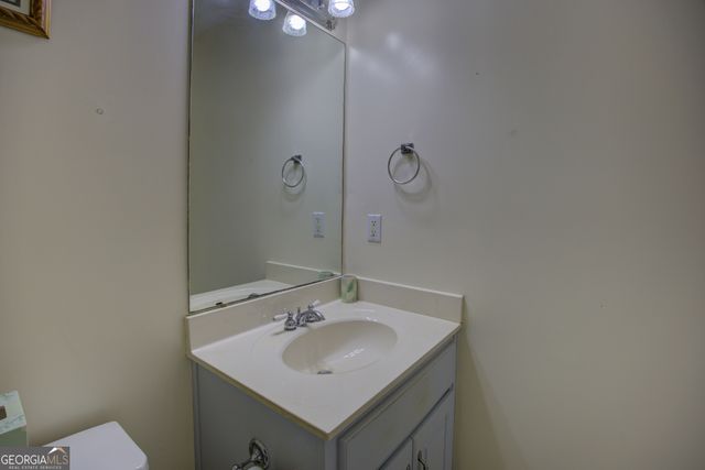 160 Vinnys Way, Covington, GA 30014