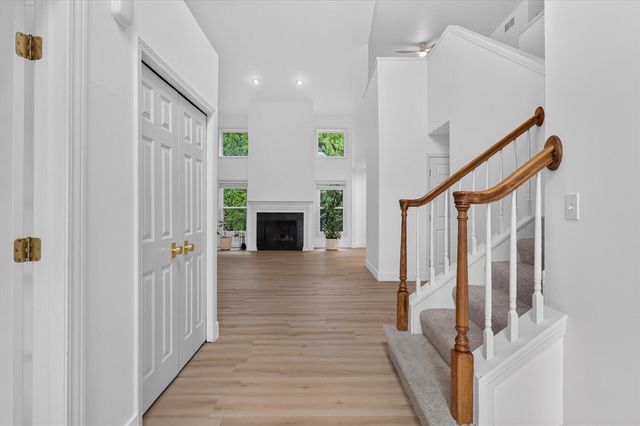 13500 Cambridge Court, Plymouth, MI 48170