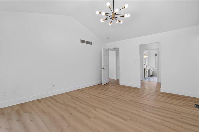 13500 Cambridge Court, Plymouth, MI 48170