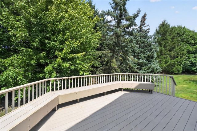 13500 Cambridge Court, Plymouth, MI 48170