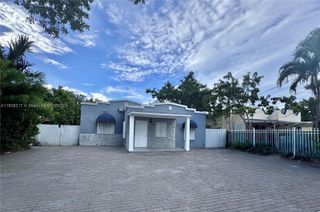 2035 NW 34th St, Miami, FL 33142