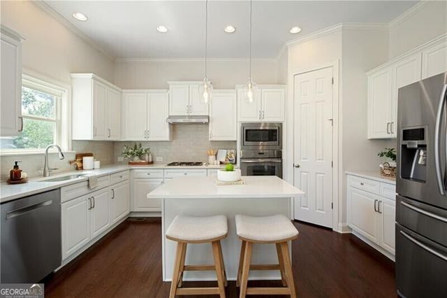 11001 Estates Circle, Alpharetta, GA 30022