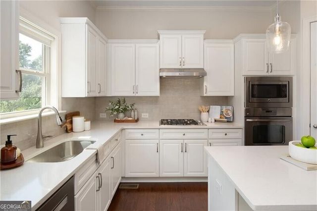 11001 Estates Circle, Alpharetta, GA 30022