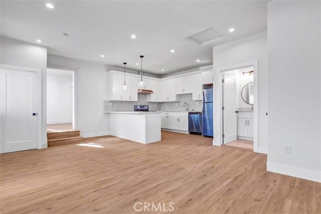 20431 Acre, Winnetka (los Angeles), CA 91306